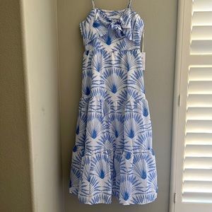 Perfect flowy dress for summer!
